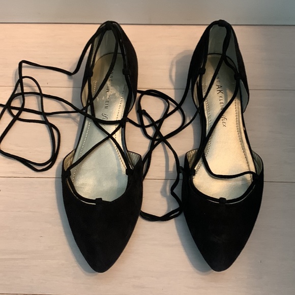 Anne Klein Black Suede lace up flats 8 1/2 - Picture 2 of 6